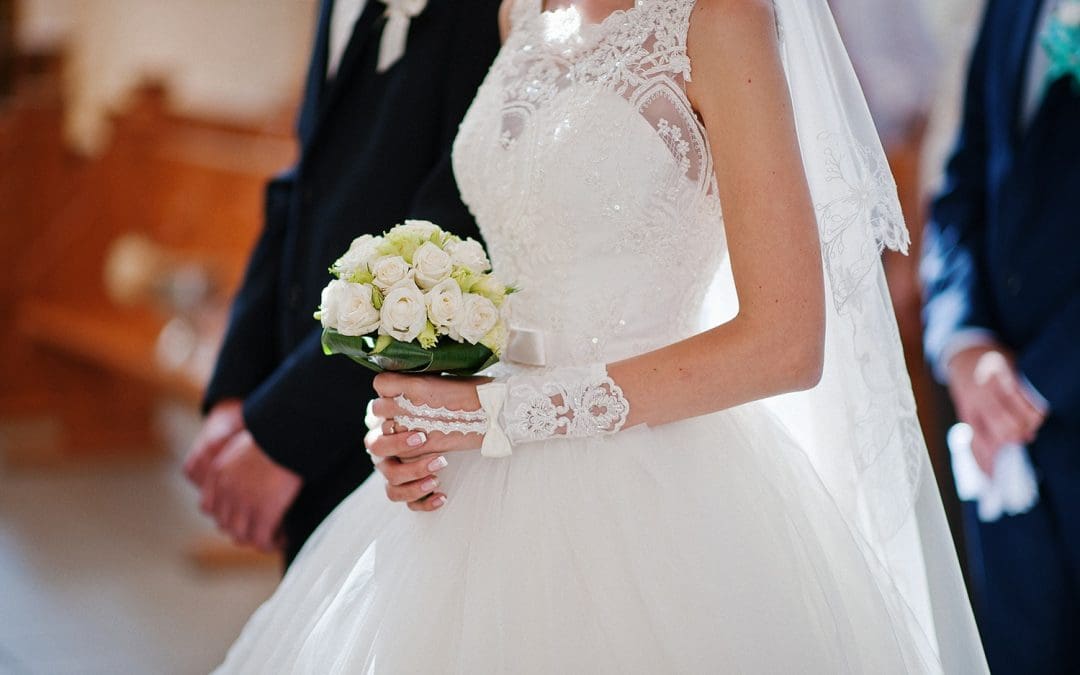 What Affects the Price of Wedding Dress Cleaning and Preservation Service
